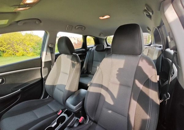 Hyundai I30 cena 39500 przebieg: 181674, rok produkcji 2017 z Wronki małe 211